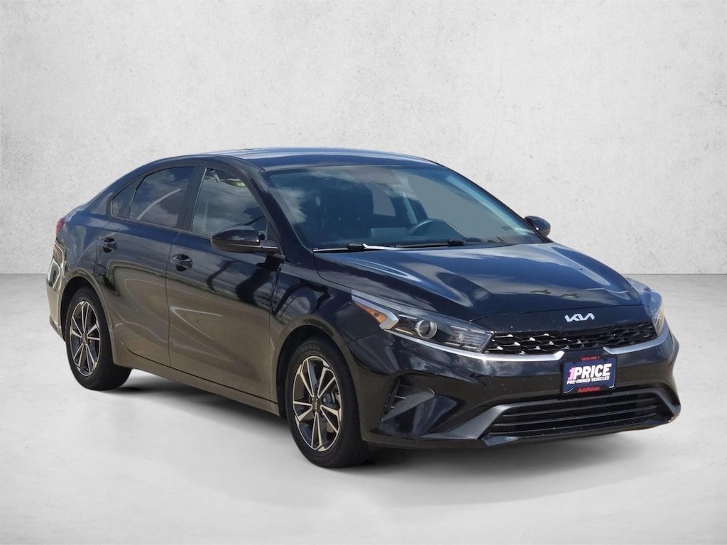 Used 2023 Kia Forte LXS 4dr Car