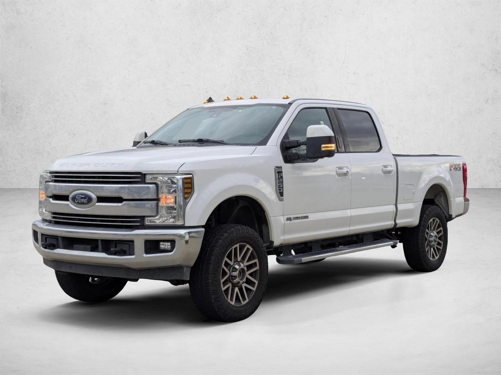 2019 Ford F-250 Super Duty Lariat's photo