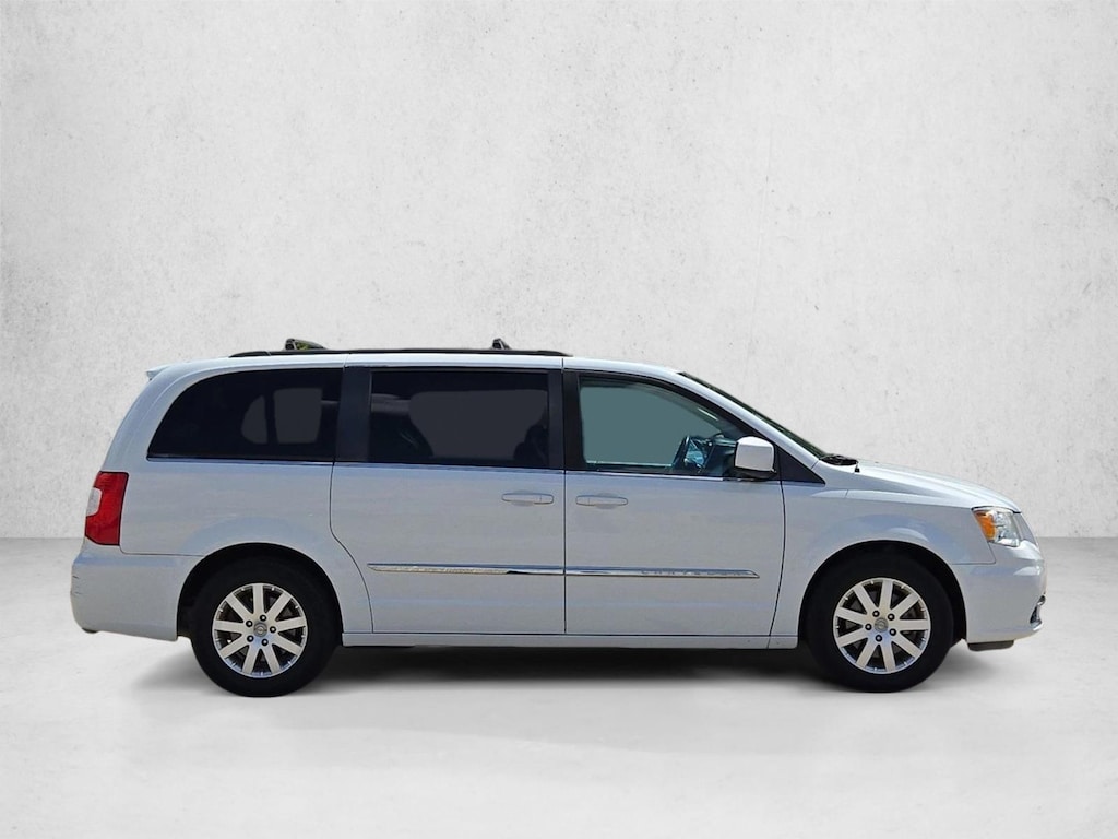 Used 2016 Chrysler Town & Country Touring Mini-van Passenger