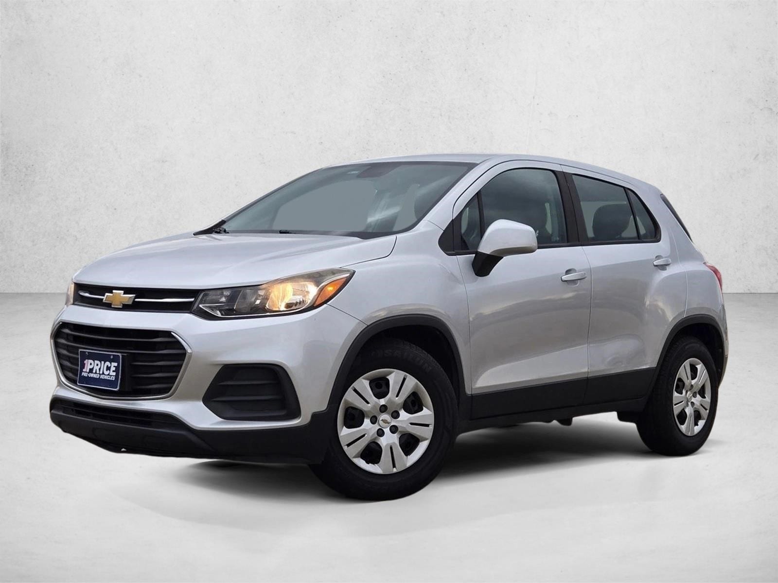 2017 Chevrolet Trax LS's photo