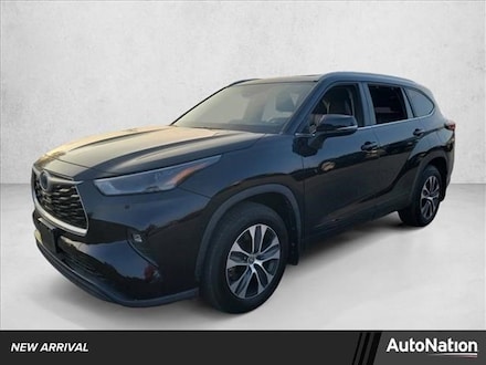 2023 Toyota Highlander Hybrid XLE Sport Utility