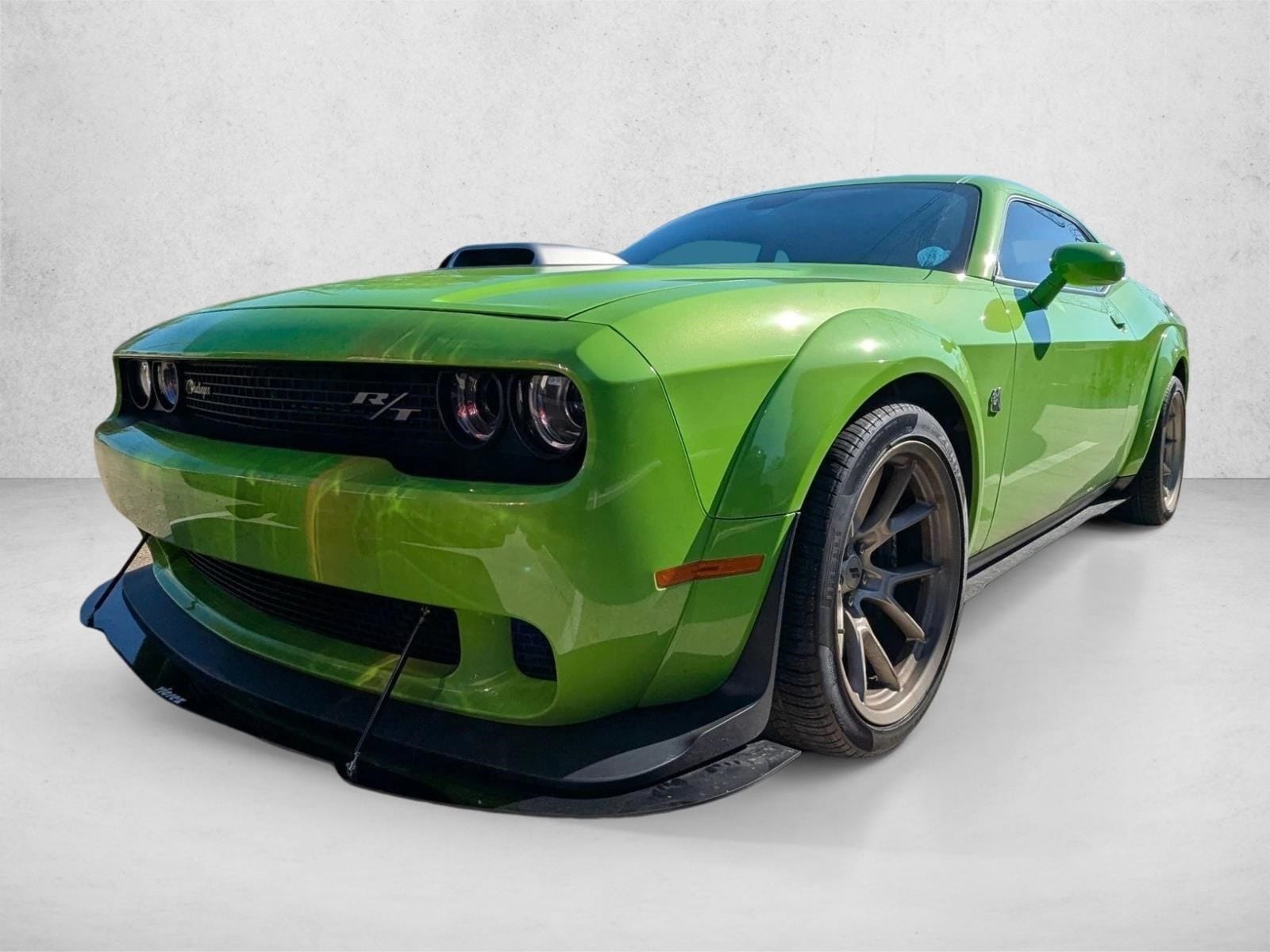 2023 Dodge Challenger R/T's photo