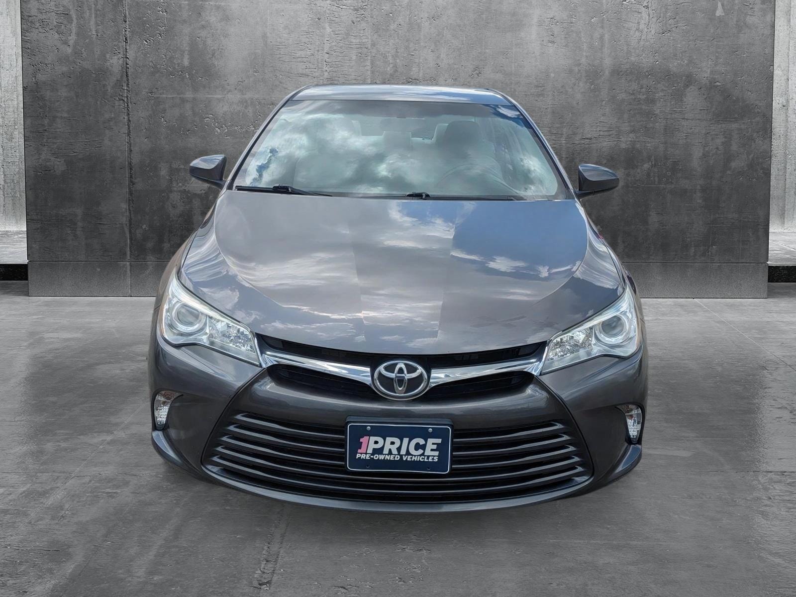 Used 2017 Toyota Camry LE with VIN 4T1BF1FK5HU272890 for sale in Katy, TX