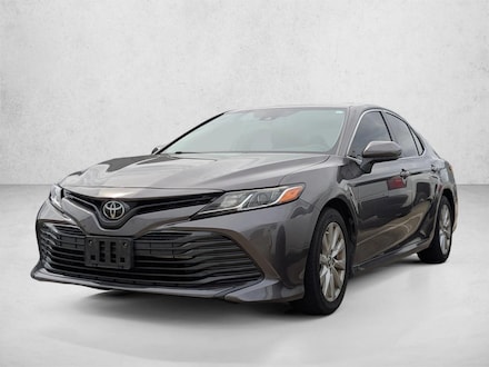 2018 Toyota Camry LE 4dr Car
