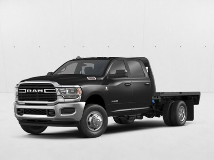 2024 Ram 3500 Chassis Cab SLT Crew Cab Chassis-Cab