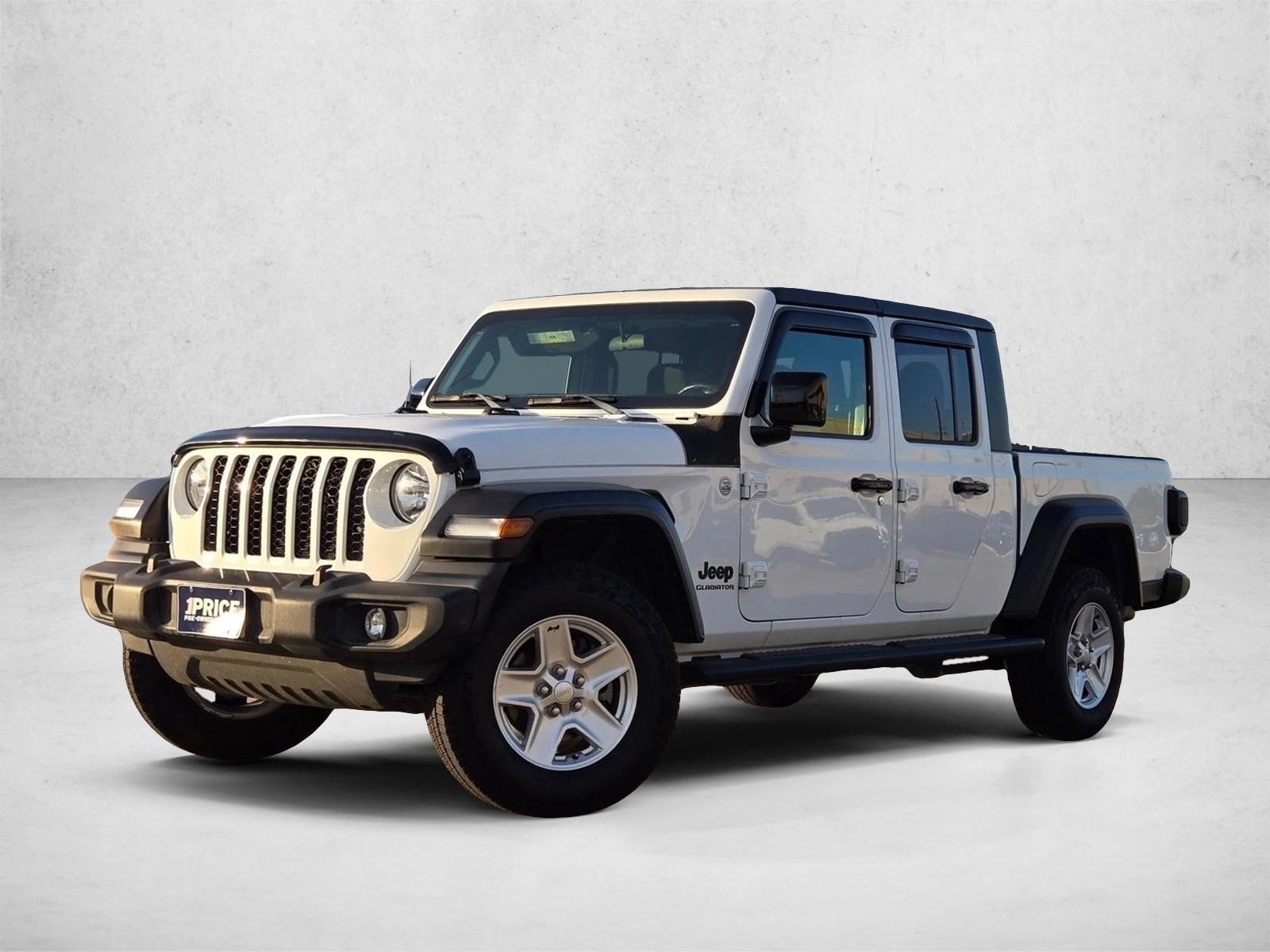 2020 Jeep Gladiator Sport S's photo