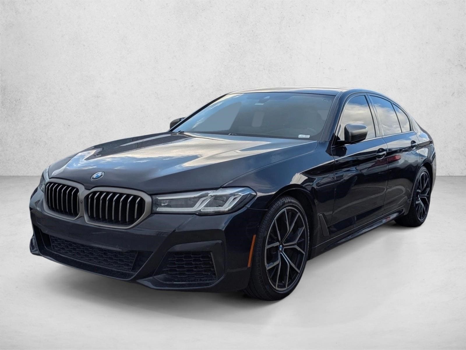 2023 BMW 5 Series M550i's photo