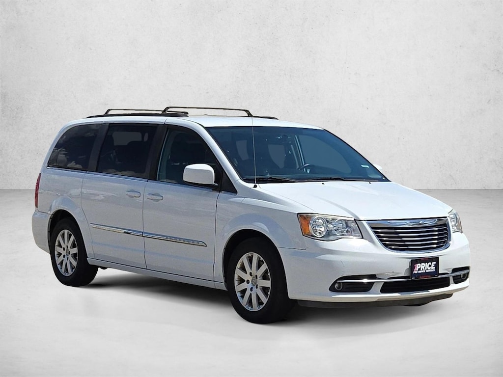Used 2016 Chrysler Town & Country Touring Mini-van Passenger