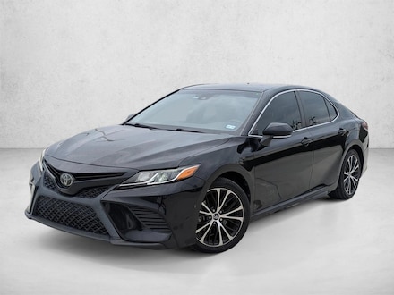 2019 Toyota Camry LE 4dr Car