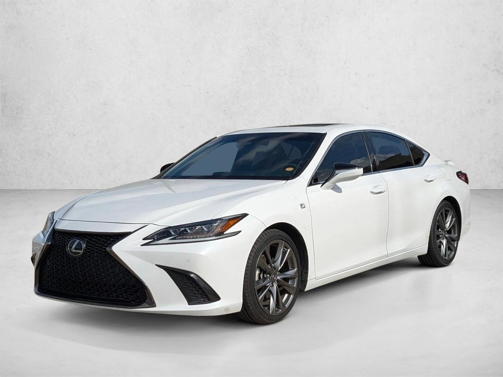 2019 Lexus ES F SPORT's photo