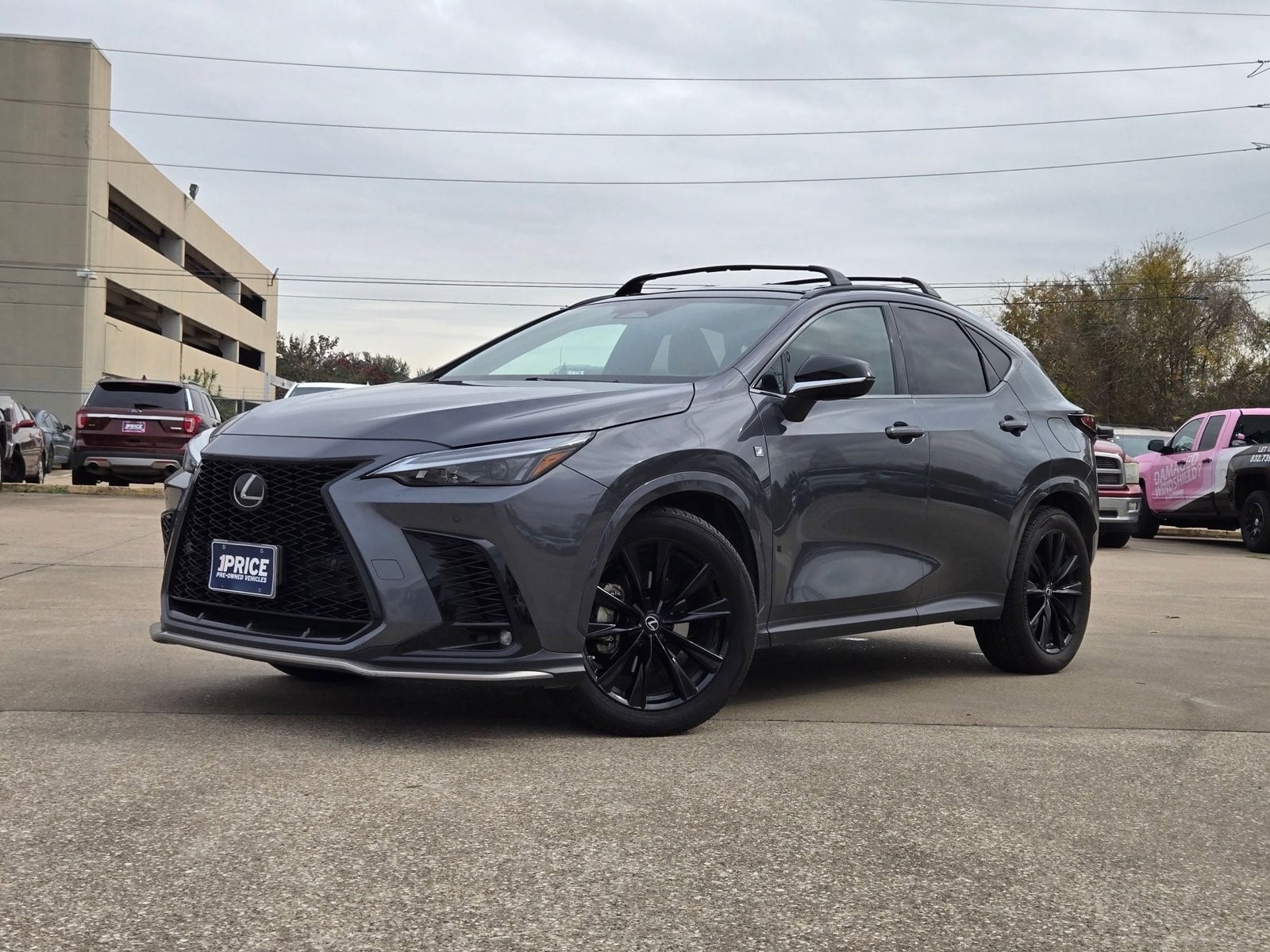 2023 Lexus NX 350's photo