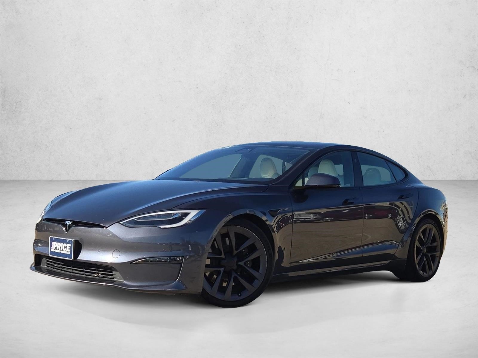 2022 Tesla Model S Plaid