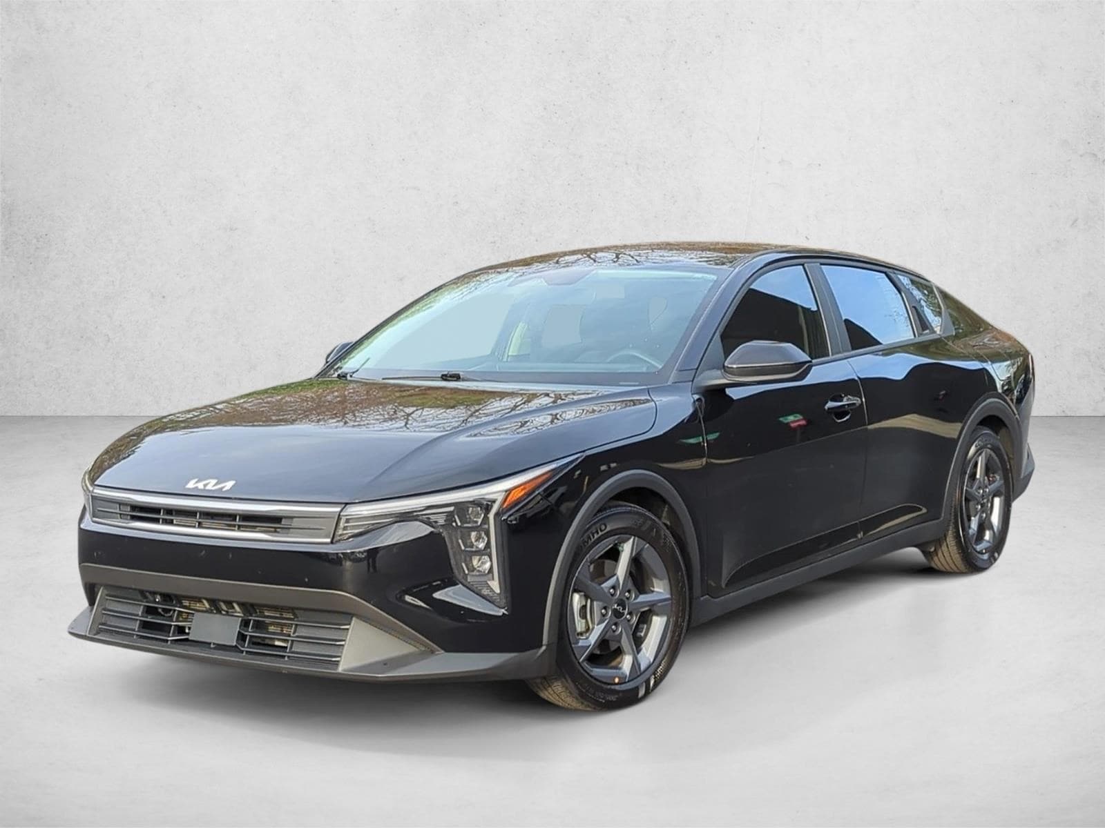 2025 Kia K4 LXS's photo