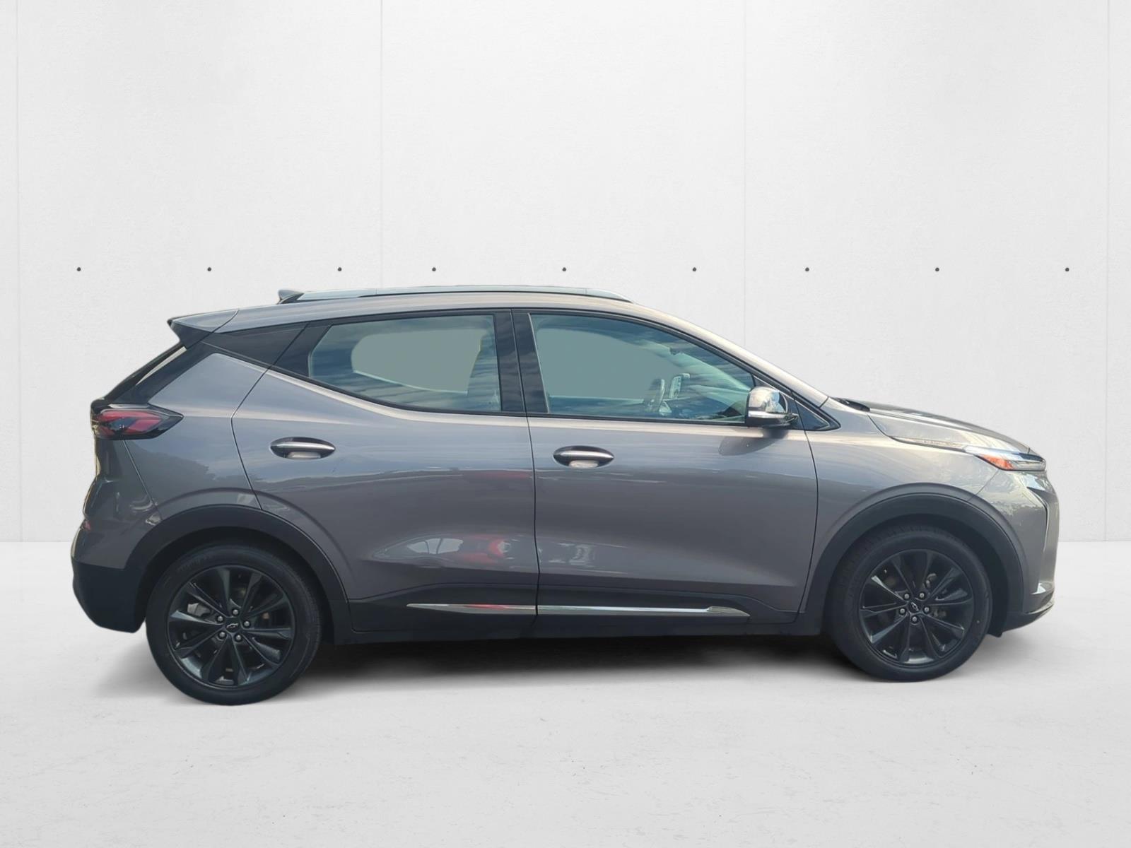 2022 Chevrolet Bolt EUV Premier photo 4