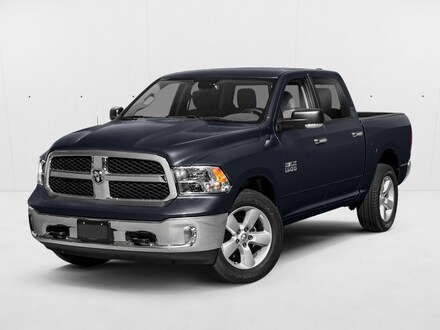 2020 Ram 1500 SLT Crew Cab Pickup