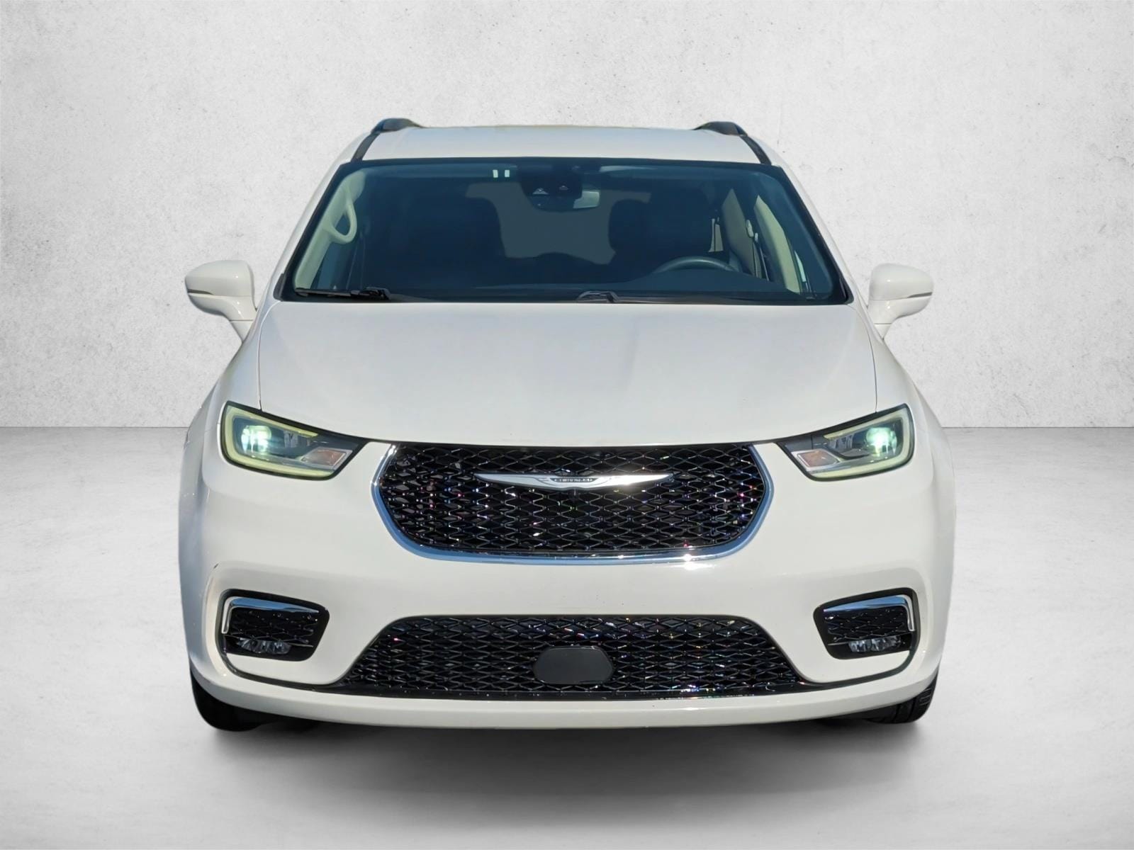 Used 2022 Chrysler Pacifica Touring L with VIN 2C4RC1BG3NR195233 for sale in Hardeeville, SC