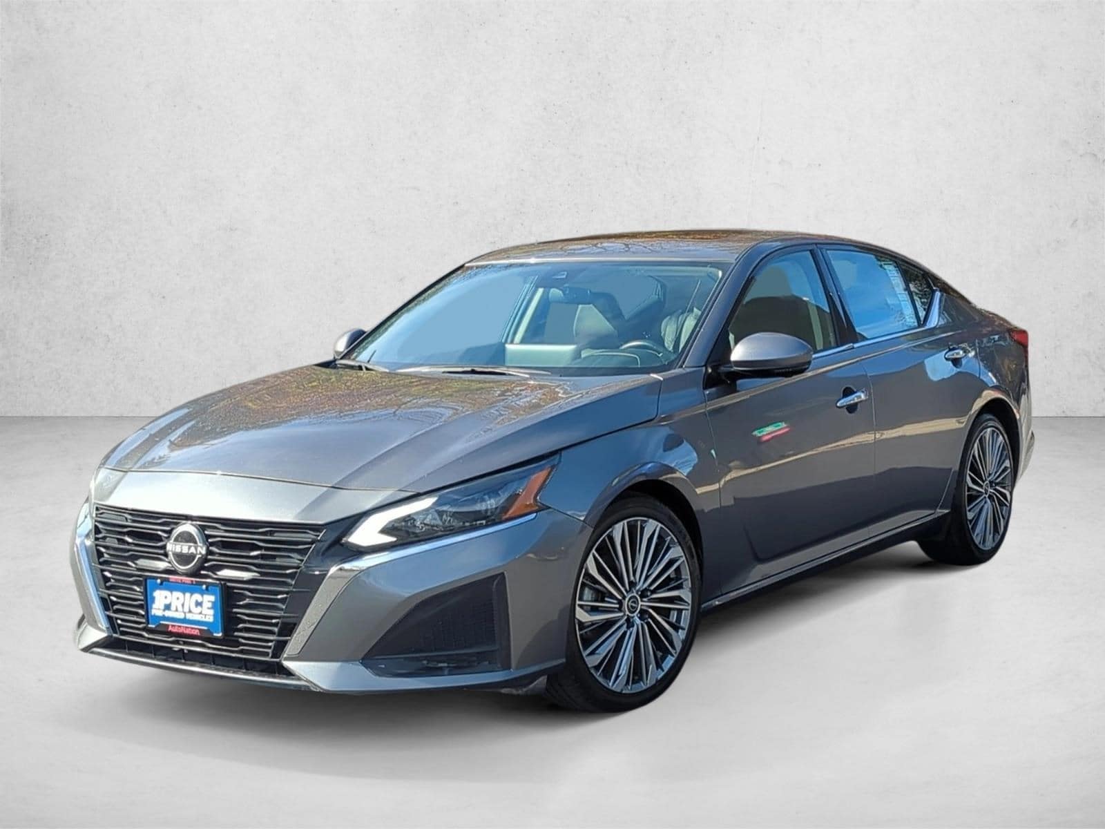 2023 Nissan Altima SL's photo