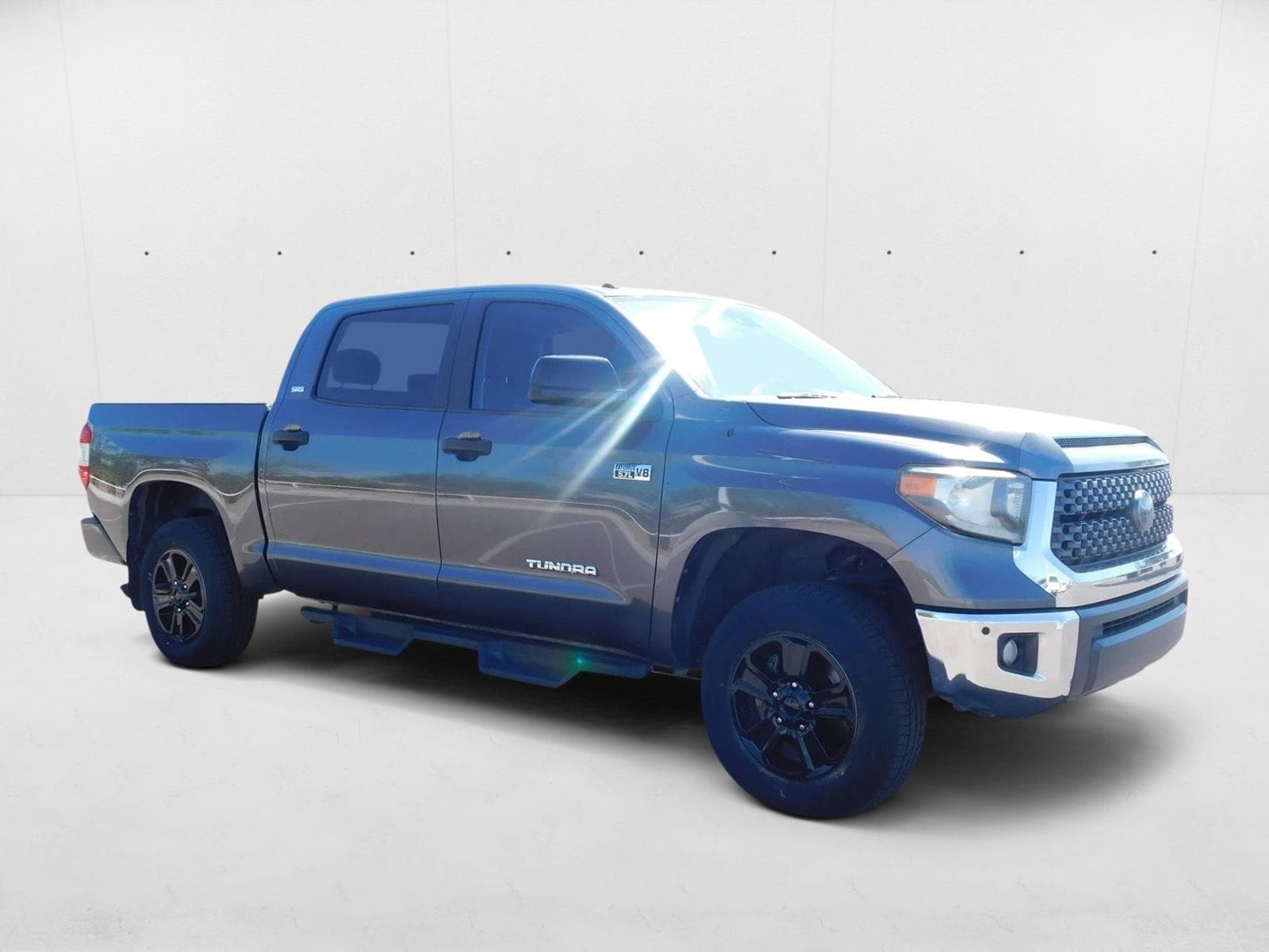 Image of Used 2018 Toyota Tundra SR5