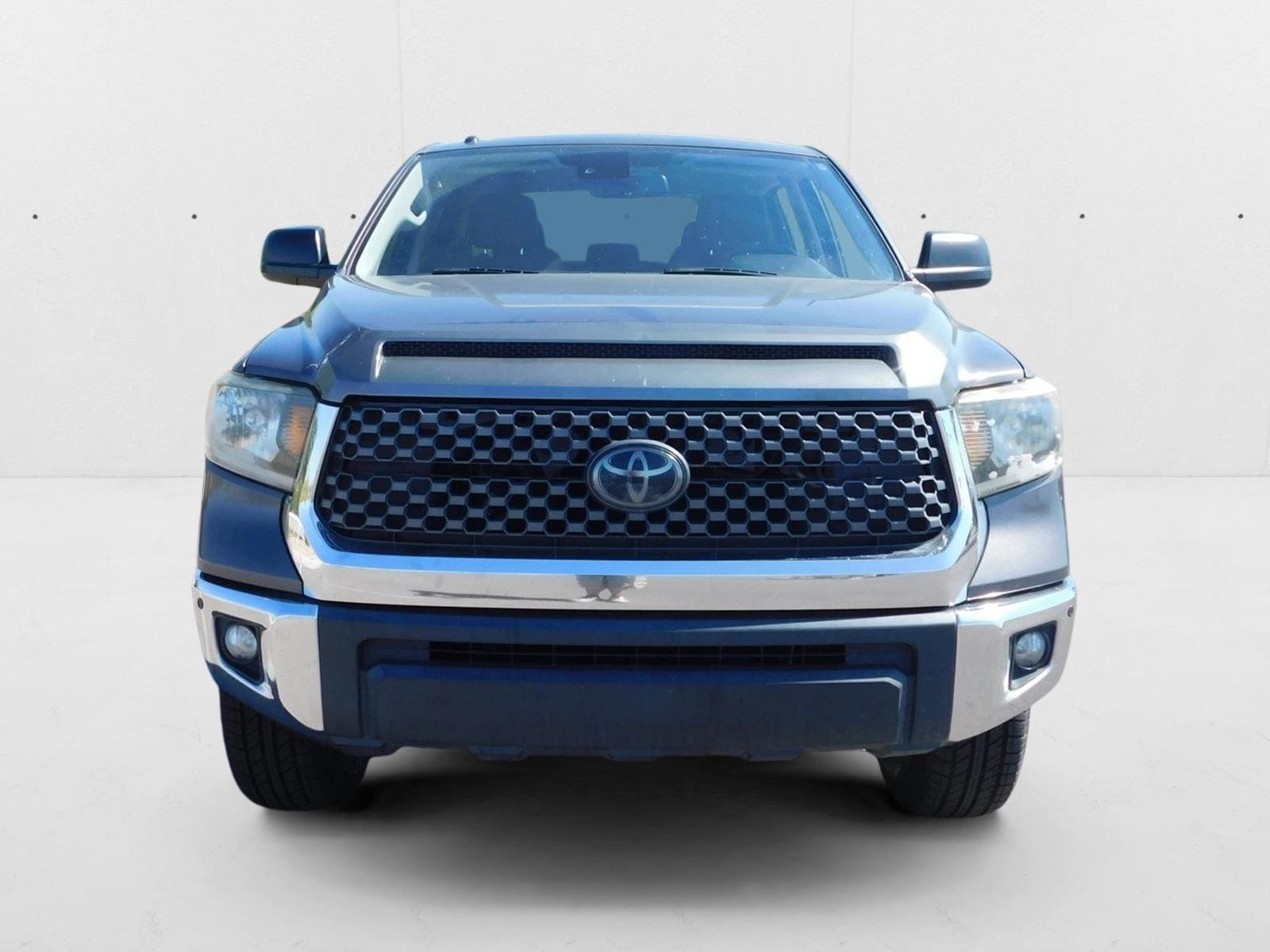 Image of Used 2018 Toyota Tundra SR5