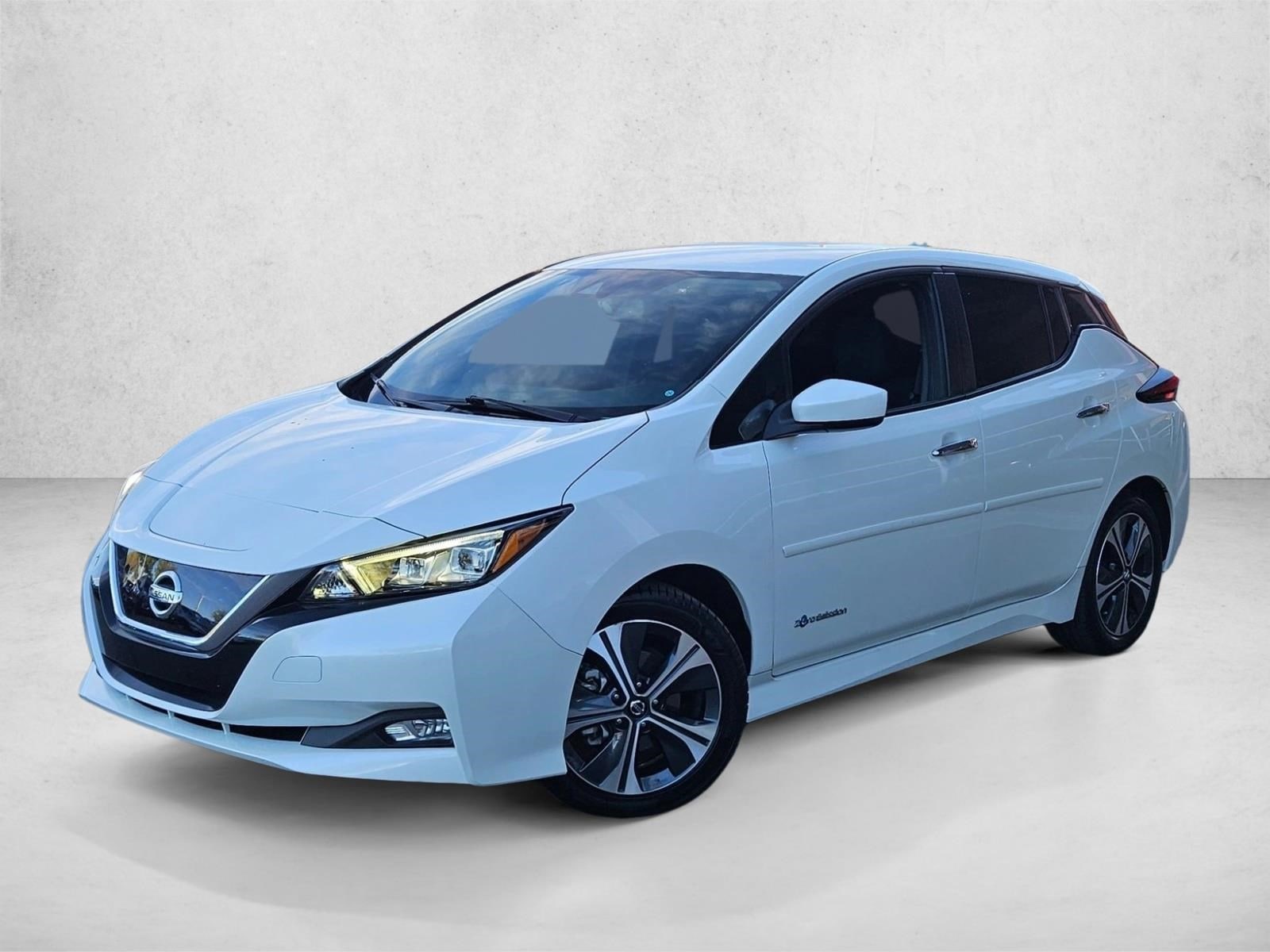 2019 Nissan Leaf SV's photo