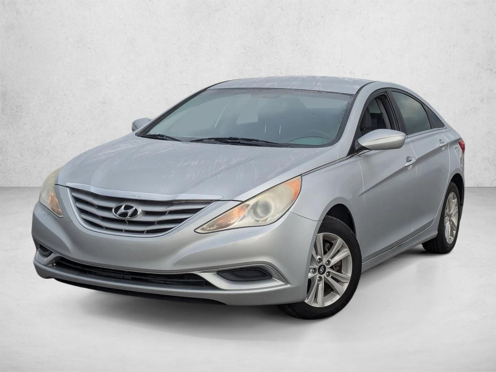 2013 Hyundai Sonata GLS's photo
