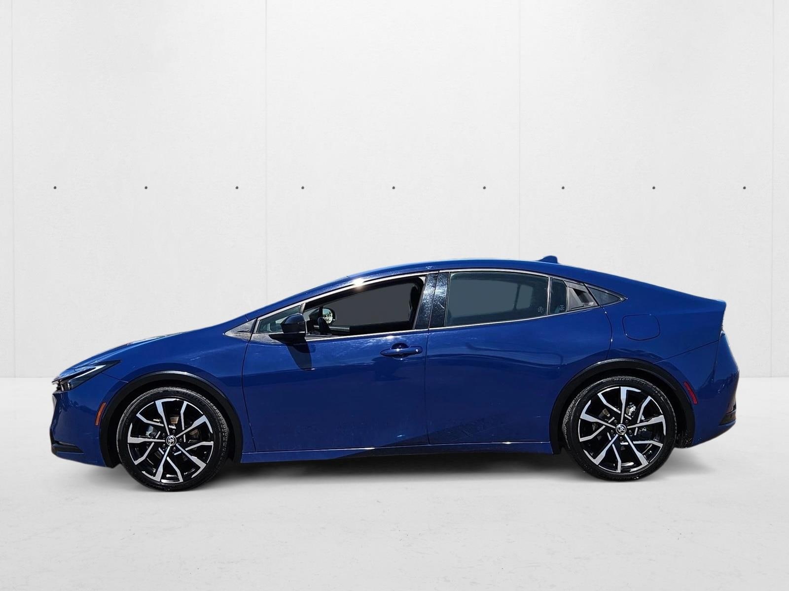 Image of Used 2023 Toyota Prius Prime XSE