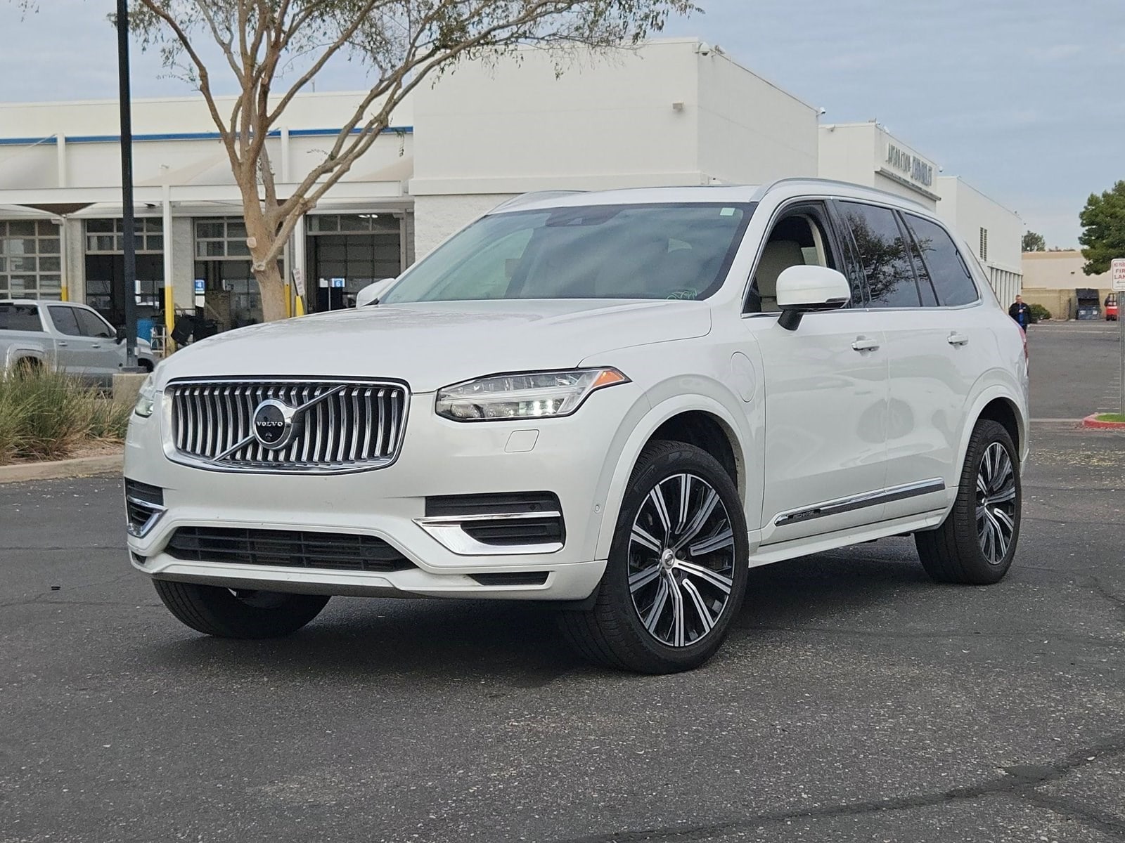 2021 Volvo XC90 Inscription's photo