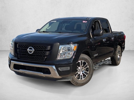 2021 Nissan Titan SV Crew Cab Pickup