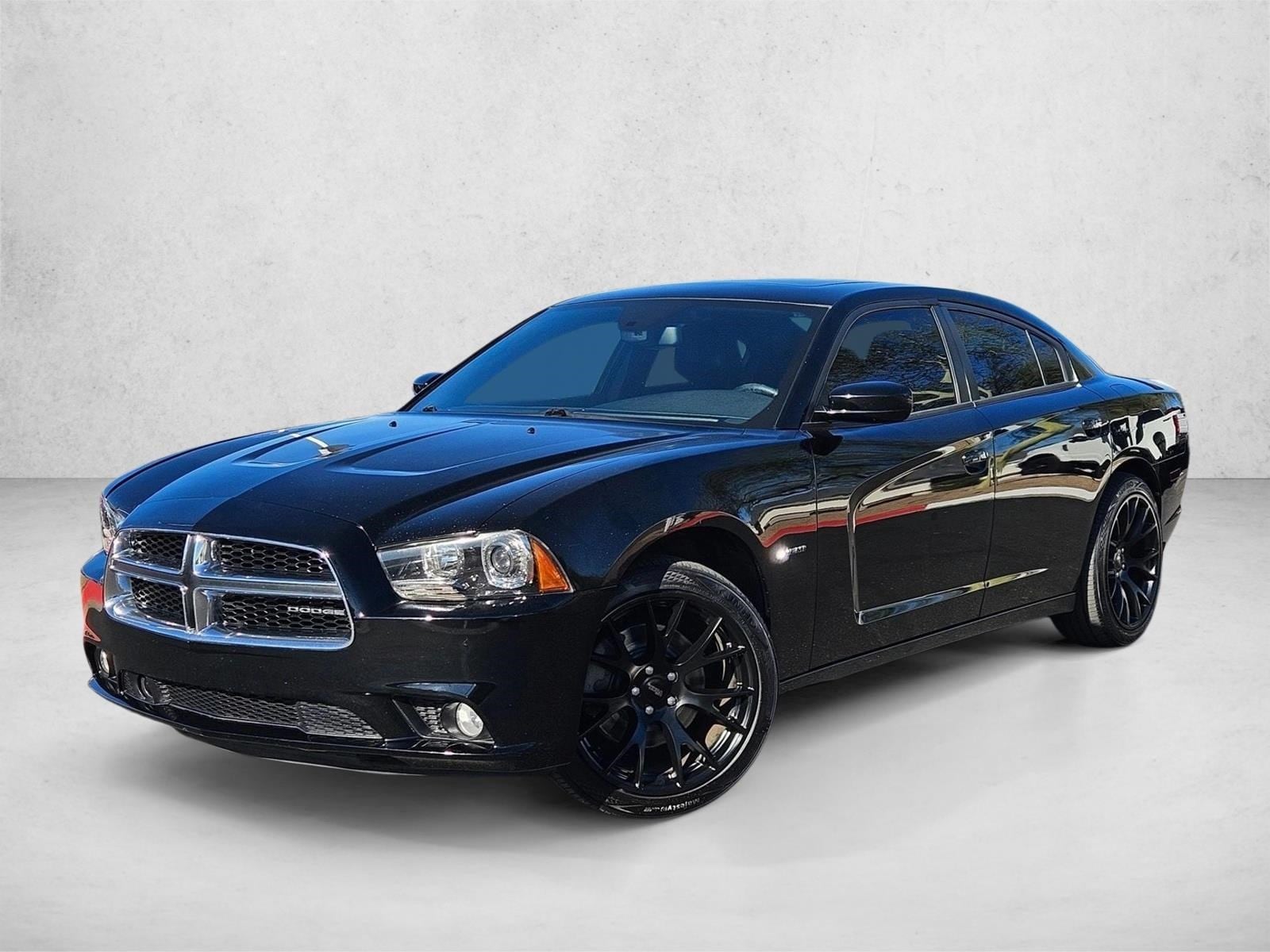 2011 Dodge Charger R/T's photo