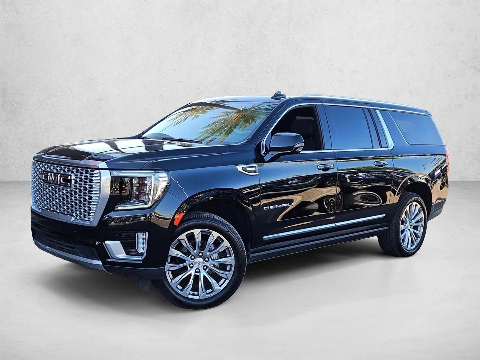 2023 GMC Yukon XL Denali's photo