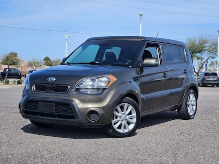 2013 Kia Soul + 4dr Car