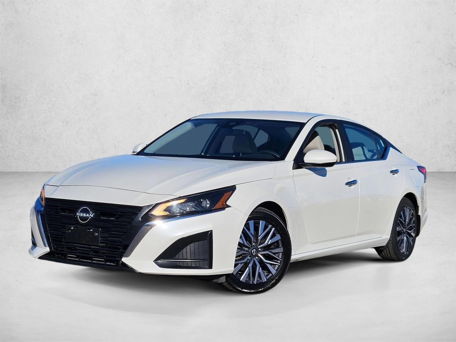 2023 Nissan Altima SV