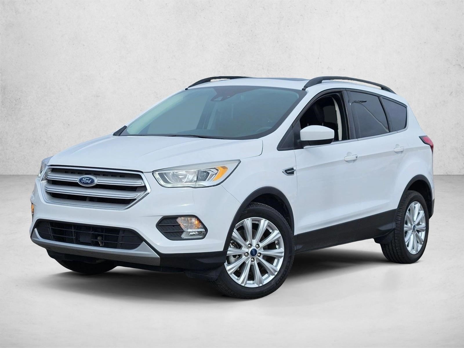 2019 Ford Escape SEL's photo