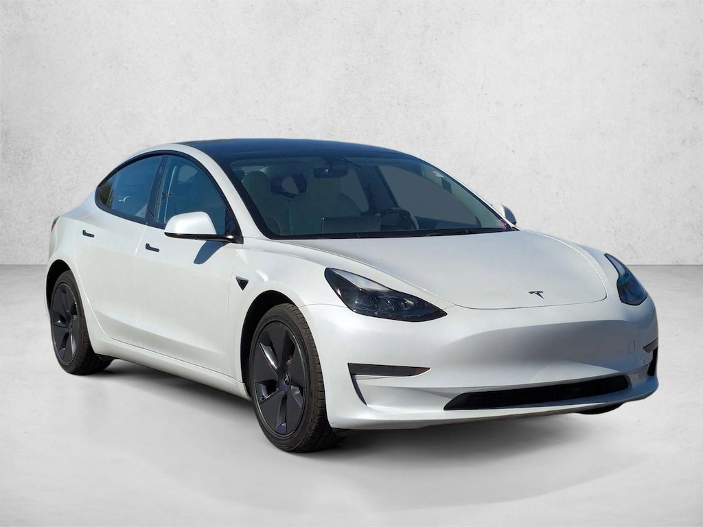 2023 Tesla Model 3 photo 4