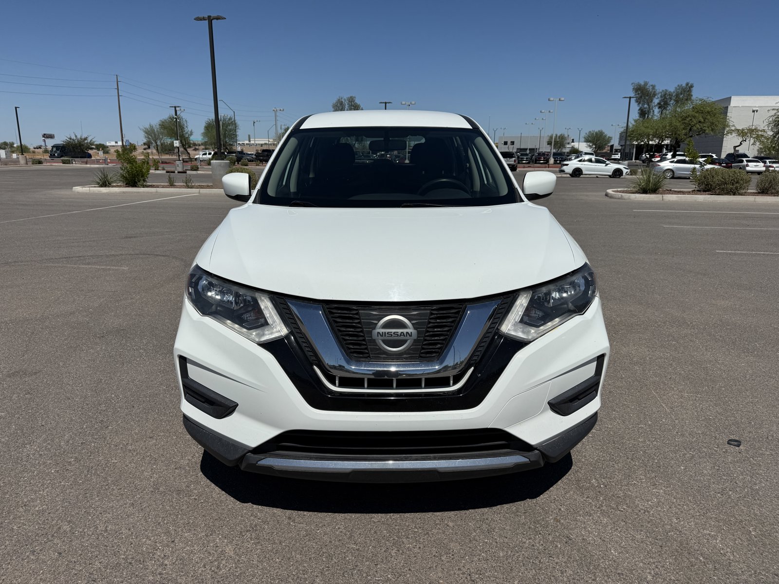 2017 Nissan Rogue S photo 2