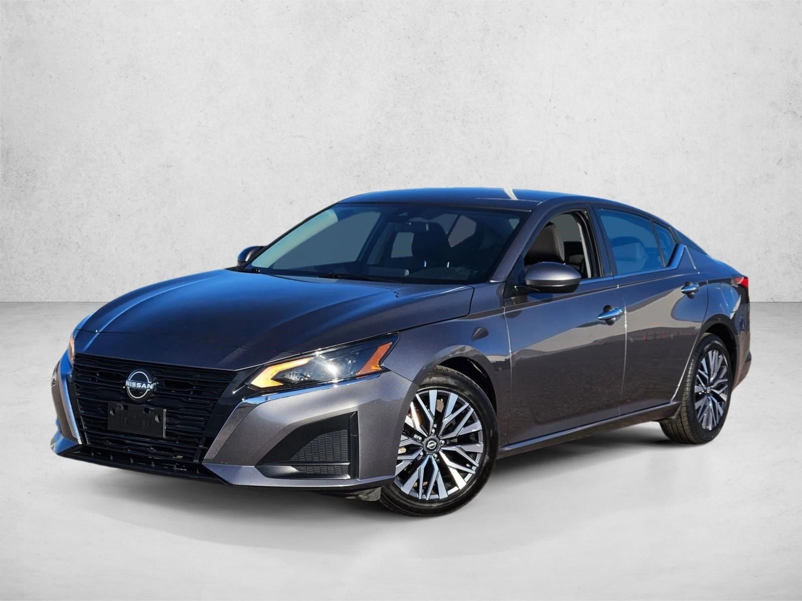 2023 Nissan Altima SV