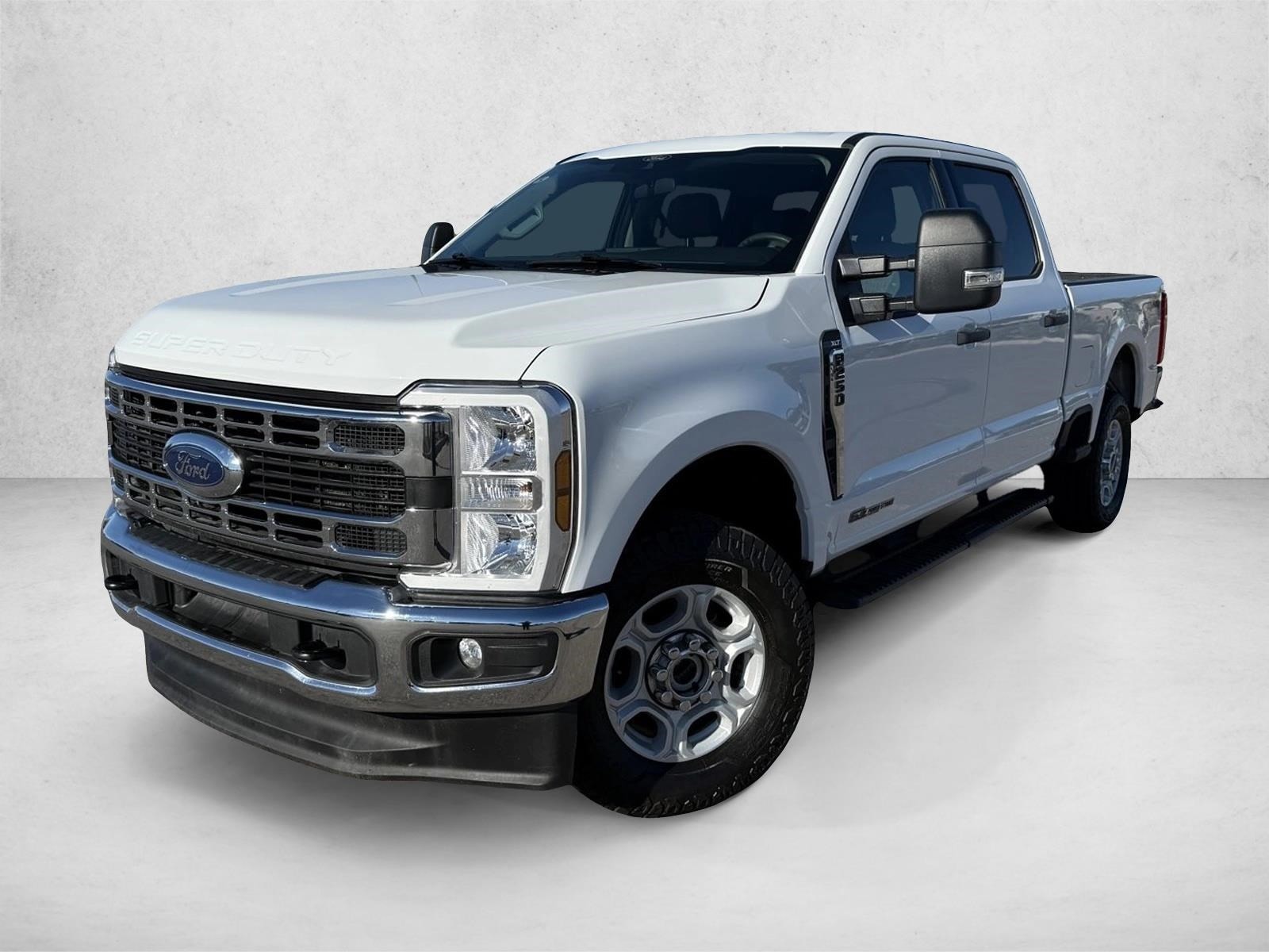 2025 Ford F-250 Super Duty XL's photo