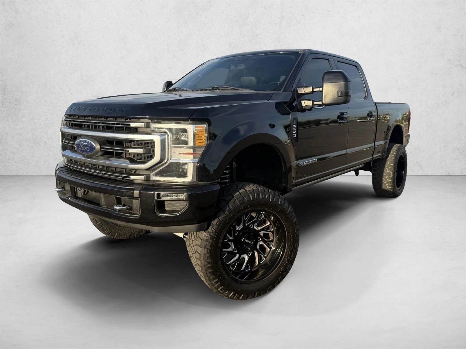 2020 Ford F-250 Super Duty Platinum's photo