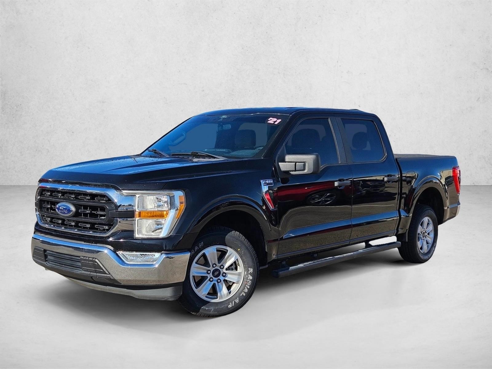 2021 Ford F-150 XLT's photo
