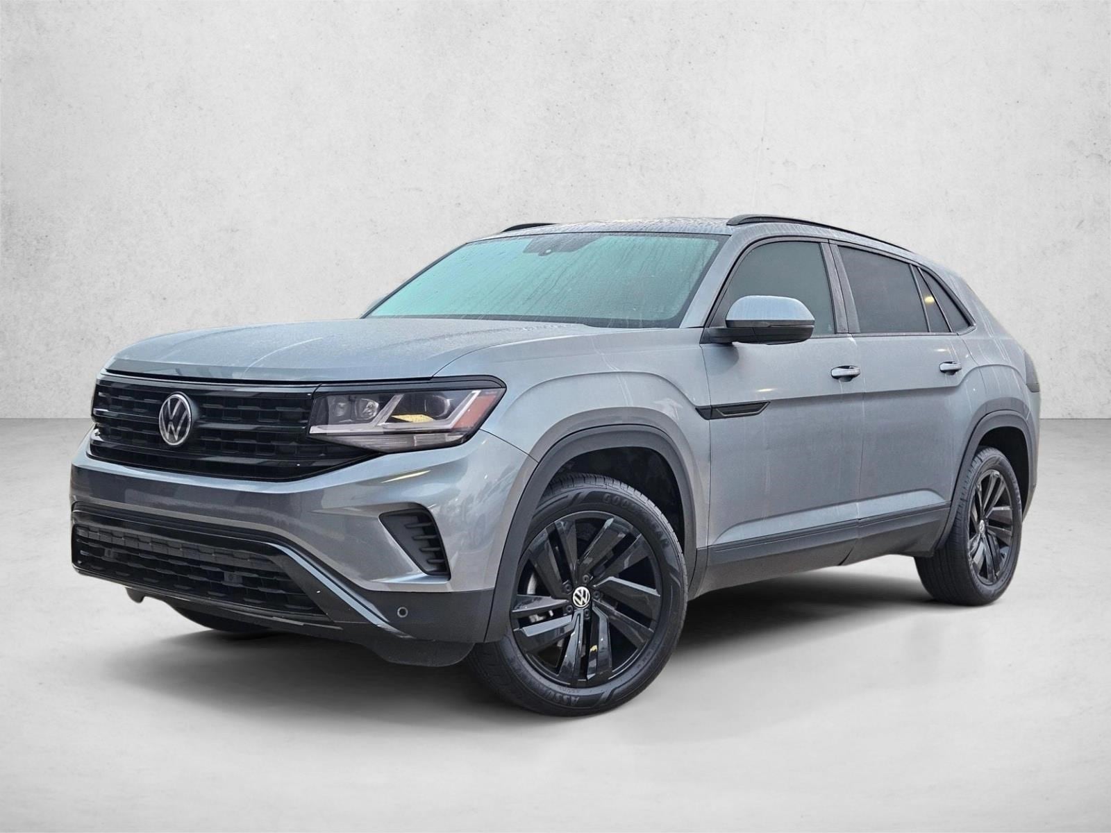 2022 Volkswagen Atlas Cross Sport SE w/Tech