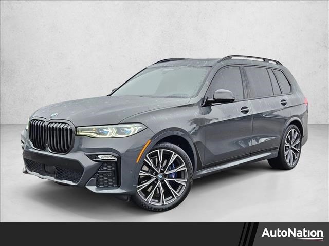 2022 BMW X7 M50i's photo
