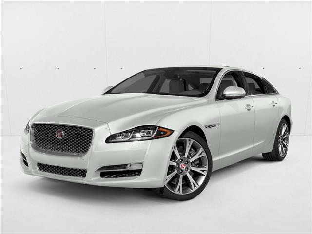 2017 Jaguar XJ Portfolio's photo