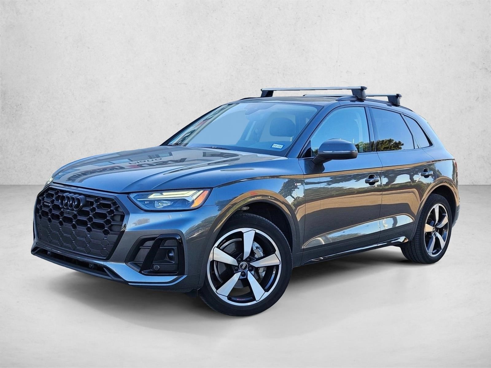 2022 Audi Q5 Premium Plus's photo