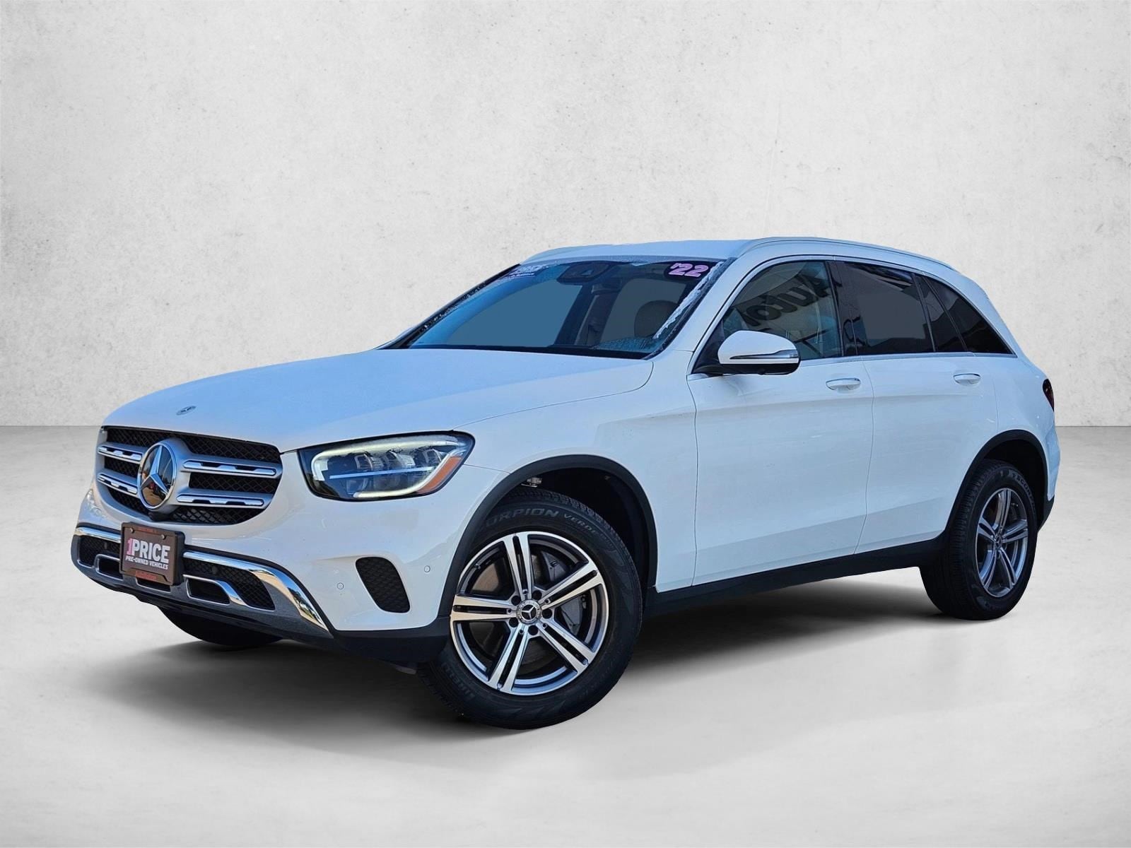 2022 Mercedes-Benz GLC GLC300's photo
