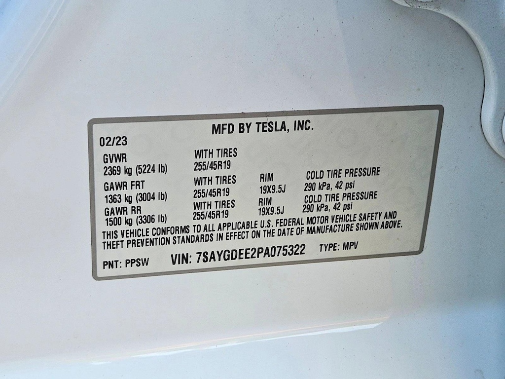 2023 Tesla Model Y Long Range photo 2