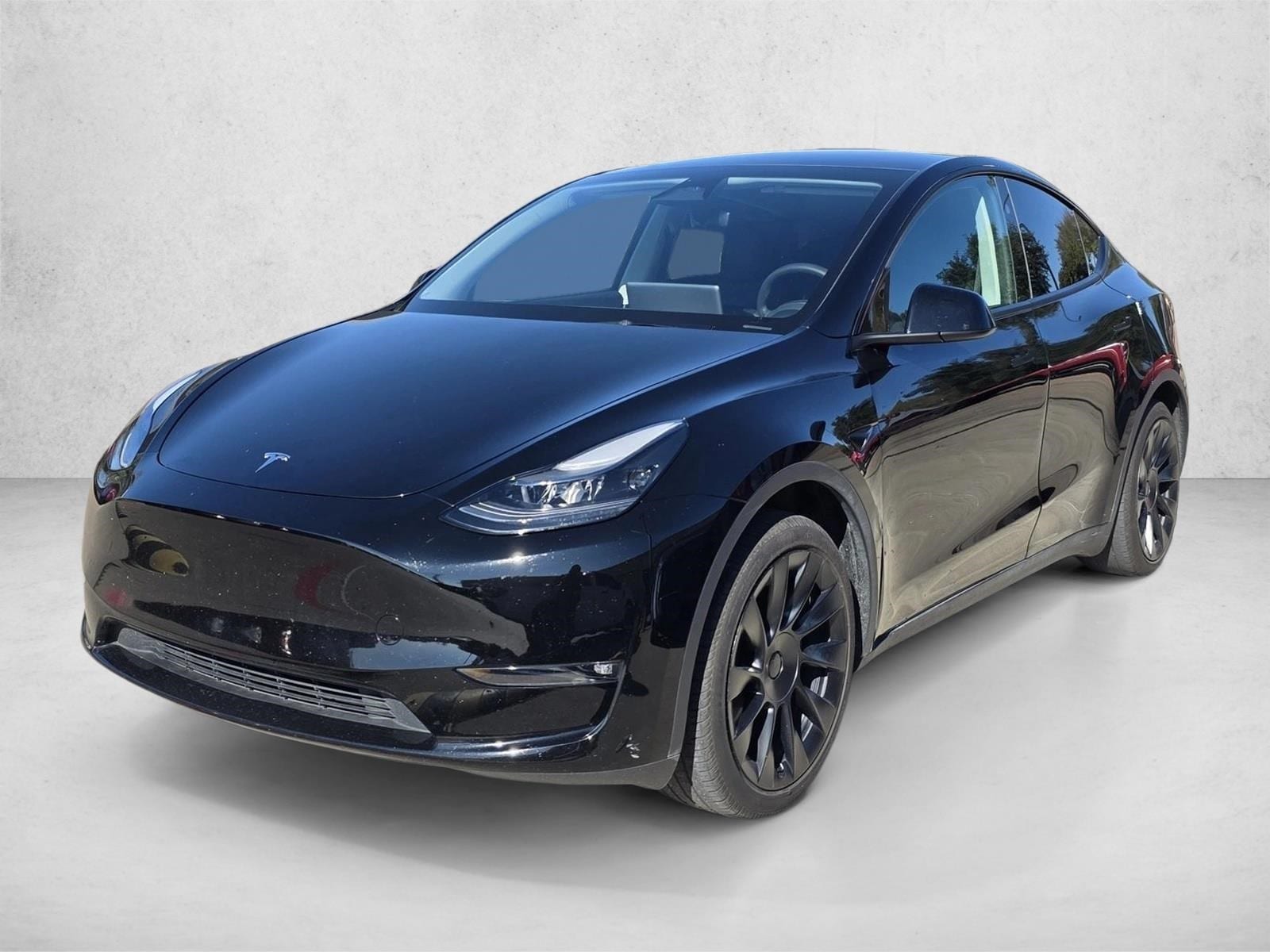 2024 Tesla Model Y Long Range's photo