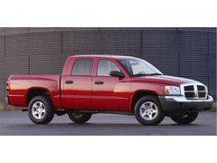 2005 Dodge Dakota SLT Crew Cab Pickup