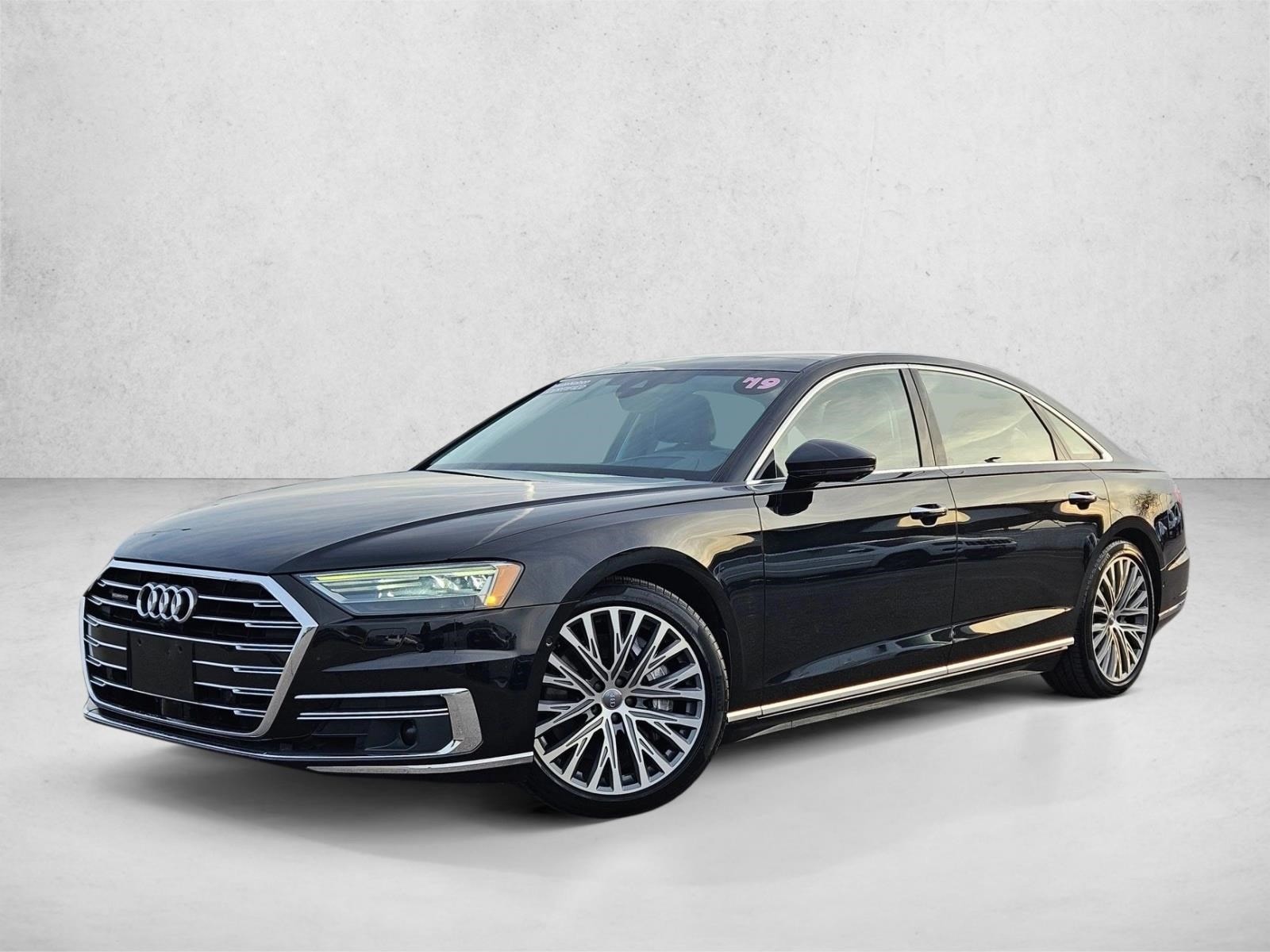 2019 Audi A8 Base's photo