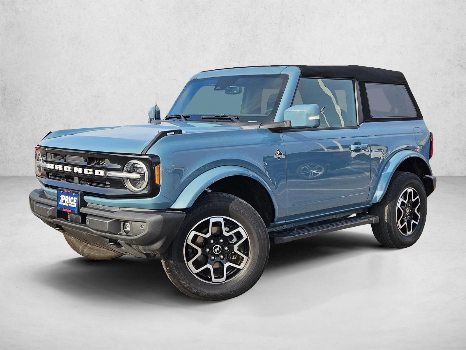 2022 Ford Bronco 2-Door Outer Banks's photo