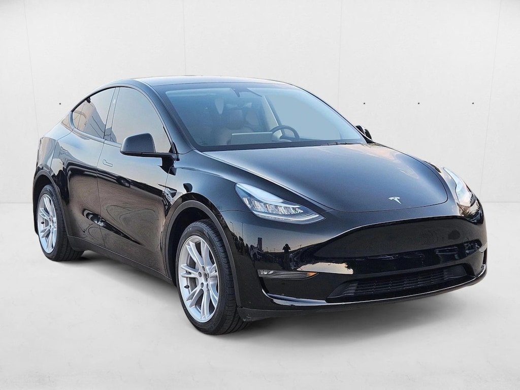 2023 Tesla Model Y Long Range photo 3